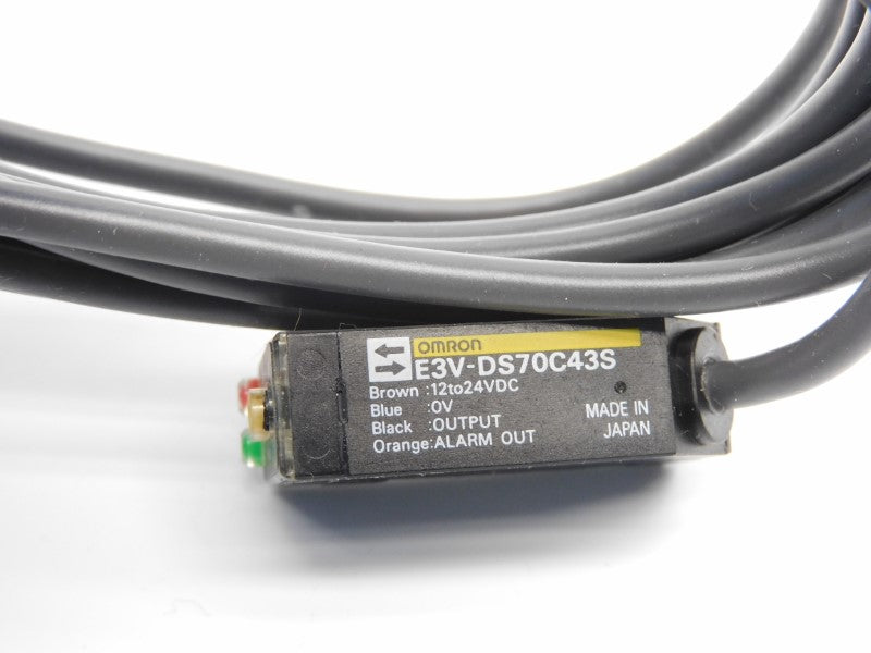 OMRON E3V-DS70C43S 12-24VDC 2M NSMP