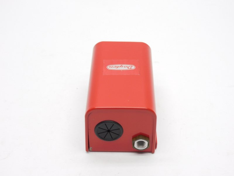 DAYTON WHITE-RODGERS 30E02-2 240VAC/DC 8A NSNP