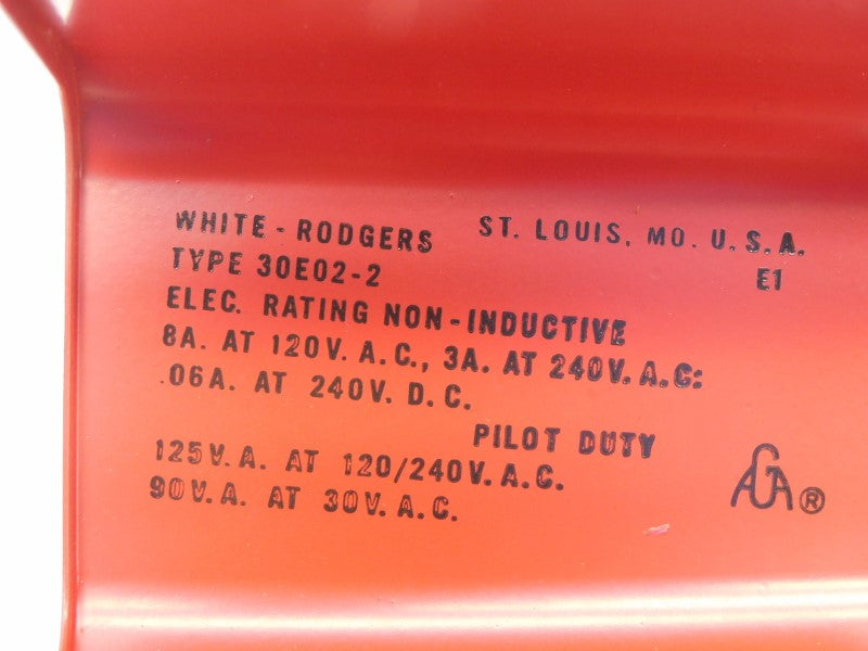 DAYTON WHITE-RODGERS 30E02-2 240VAC/DC 8A NSNP