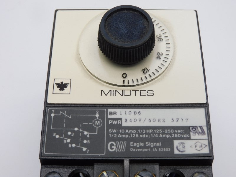 EAGLE SIGNAL BR110B6 240V 10A 60M NSNP