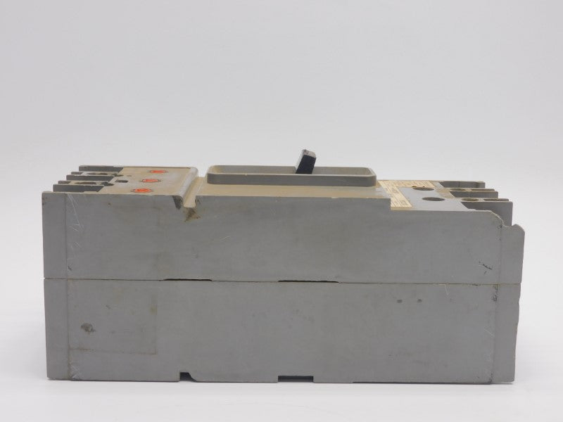 WESTINGHOUSE HKB3200 600VAC 200A (AS PICTURED) UNMP