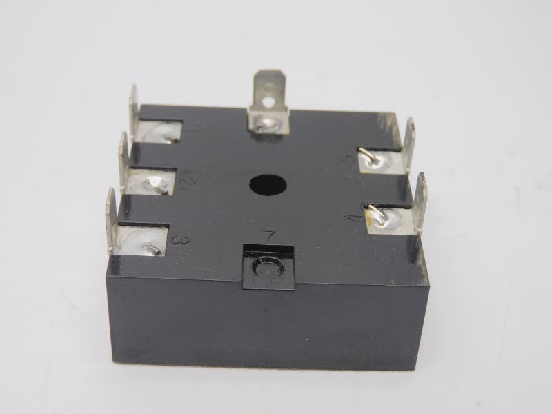 ARTISAN 4215A-3-8-A-2 115VAC 5A NSMP