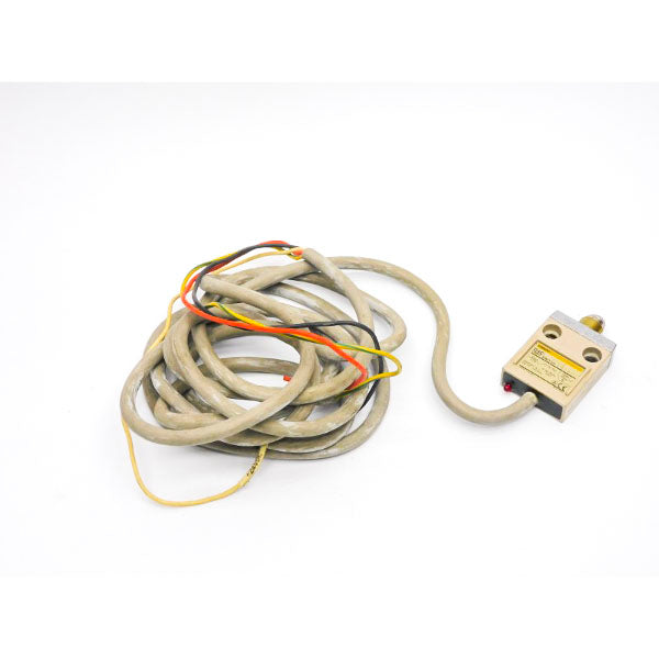 OMRON D4C-3202 30V 2A UNMP