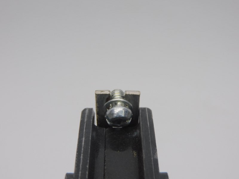 SQUARE D EDB14015 277V 15A UNMP
