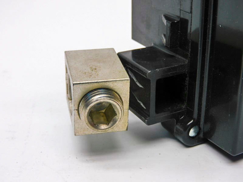 SQUARE D QOM2200VH 120/240V 200A (AS PICTURED) NSMP