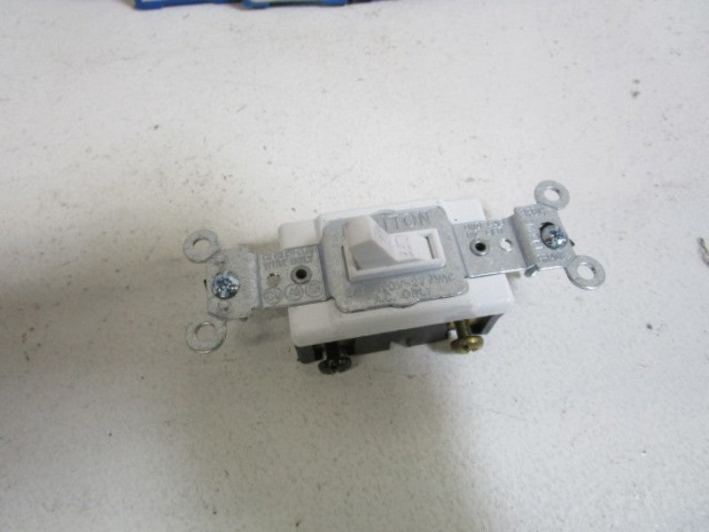 LOT OF 10 LEVITON 54522-W NSMP