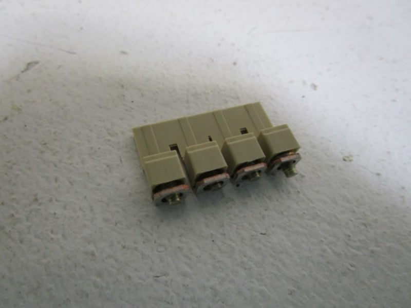 LOT OF 45 WEIDMULLER WQV 6/4 105486 NSMP