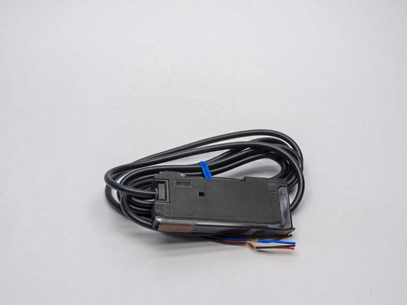 OMRON E3C-LDA41 12-24VDC 2M NSMP