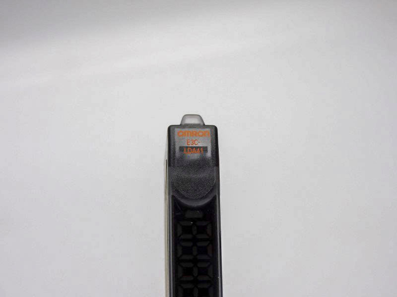 OMRON E3C-LDA41 12-24VDC 2M NSMP