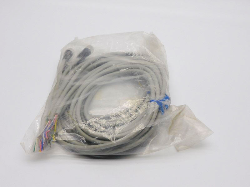OMRON XS2F-D821-DHO-C 36VAC/DC 1.5A NSMP