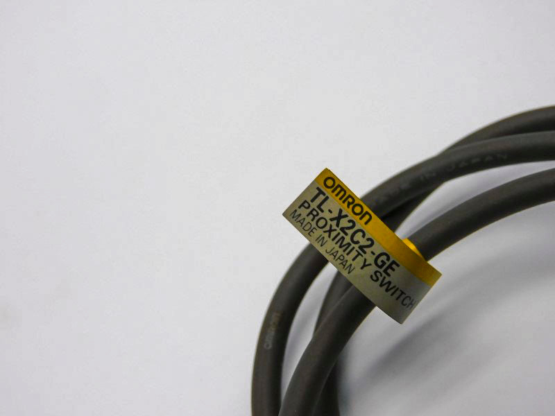 OMRON TL-X2C2-GE UNMP