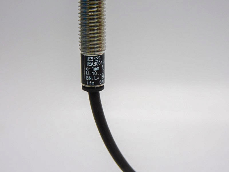 IFM EFECTOR IEA3001-BPOG/V4A IE5125 10-36VDC NSNP