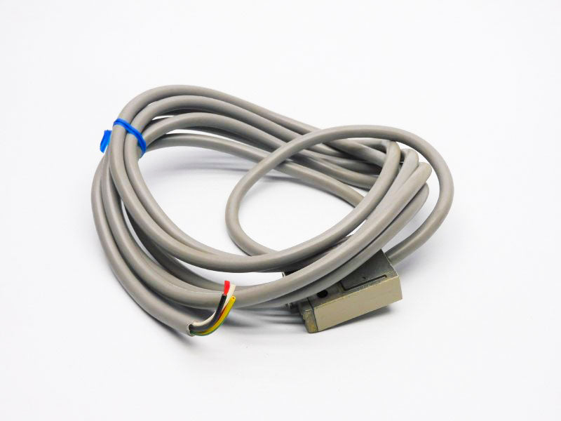 OMRON D4C-1201 250VAC 2A NSNP