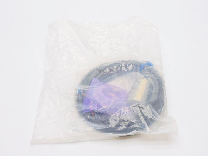 OMRON E2E-X10F2 12-24VDC 2M NSMP