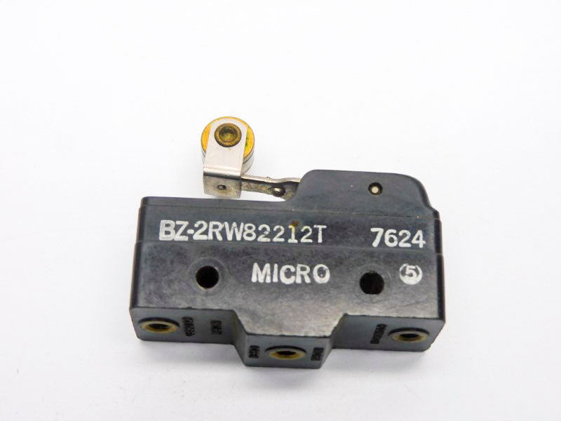 MICRO SWITCH BZ-2RW82212T 480VAC 15A UNMP