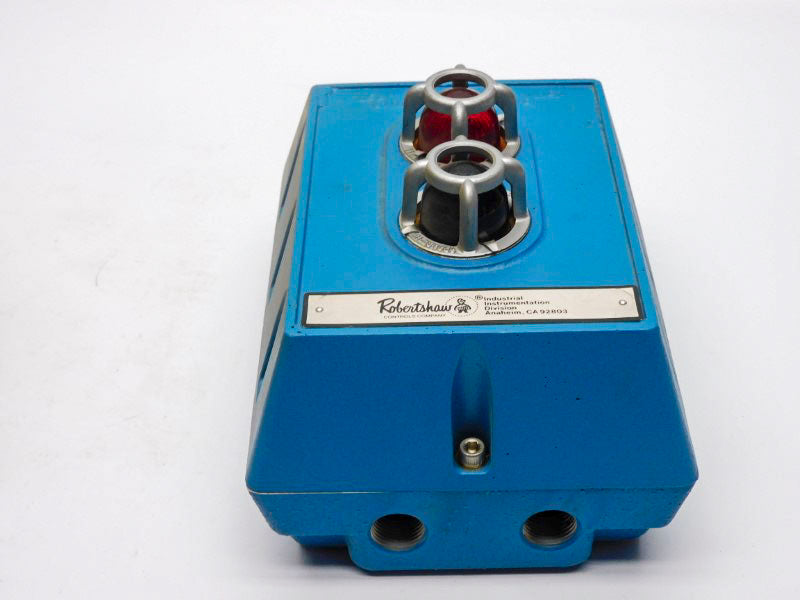 ROBERTSHAW 305C-N 120V 5A NSMP