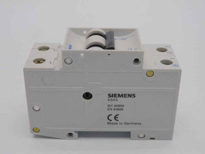 SIEMENS 5SX52-C16 440V 16A NSNP