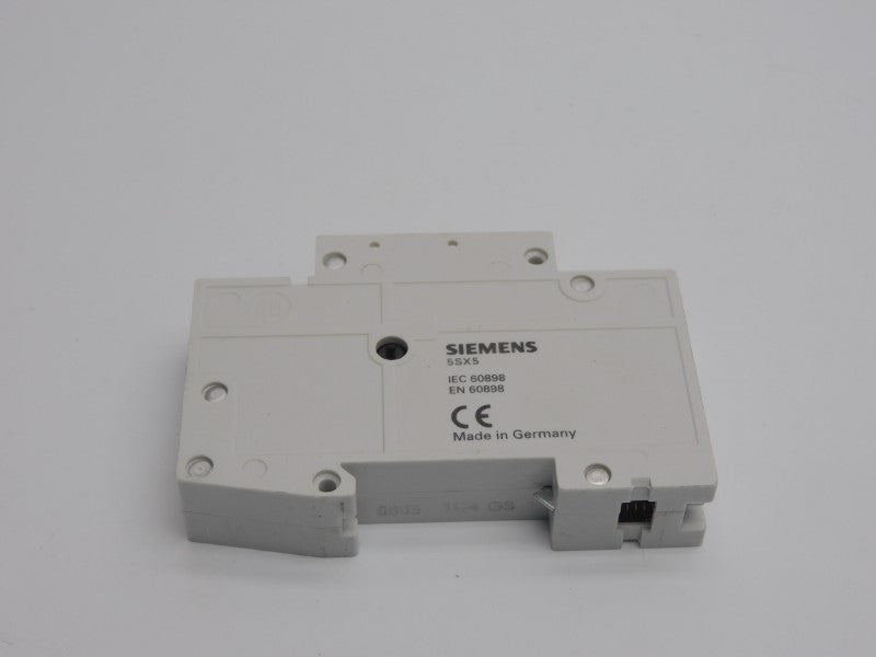 SIEMENS 5SX51-C4 400V 4A NSNP