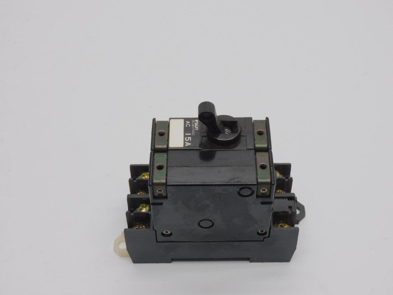 FUJI ELECTRIC CP32EM/15W 250VAC 15A NSNP