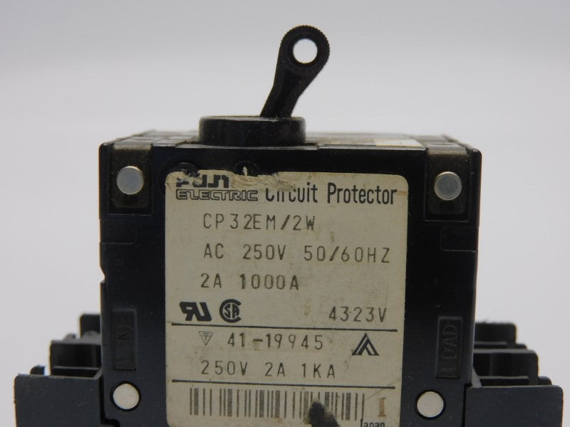FUJI ELECTRIC CP32EM/2W 250VAC 2A NSNP