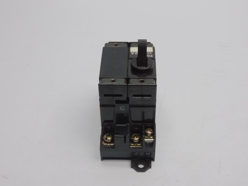 FUJI ELECTRIC CP32EM/2W 250VAC 2A (AS PICTURED) NSNP