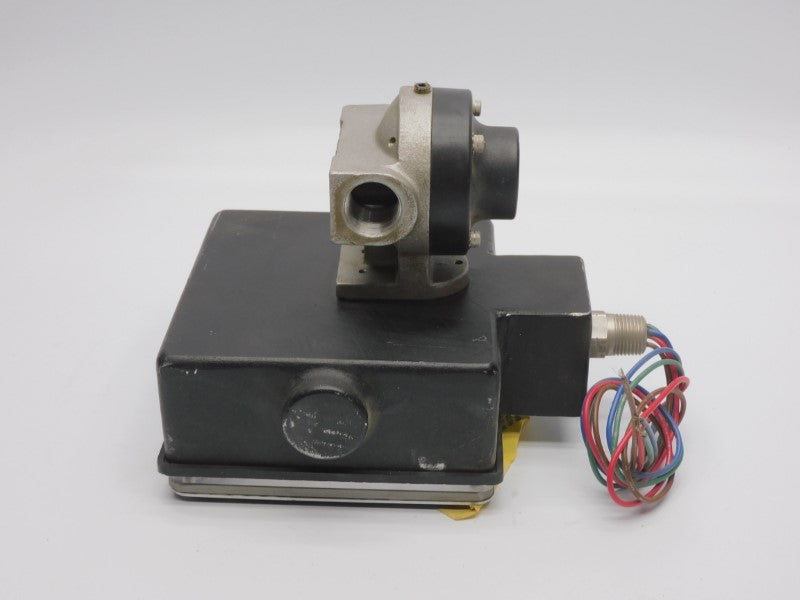 UFM 08GM-6-100V.9-X7WR-RG-2D 125/250VAC 11A NSNP