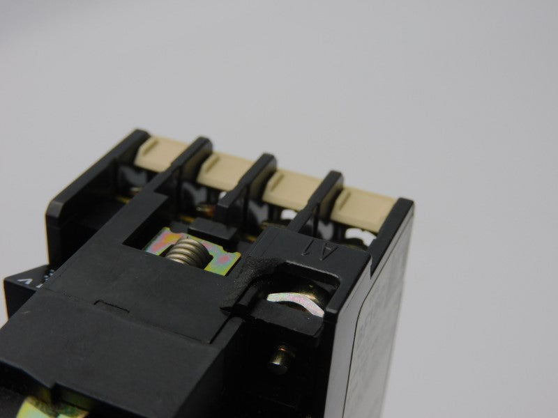 LOVATO 11BF16C1024 24VDC 25A (AS PICTURED) NSMP