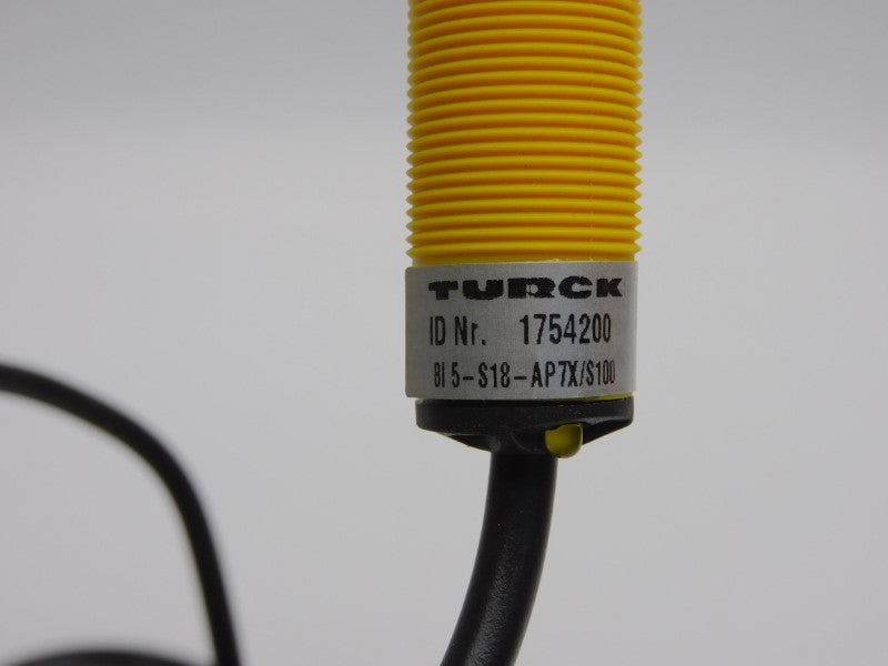 TURCK BI5-S18-AP7X/S100 1754200 10-30VDC NSNP