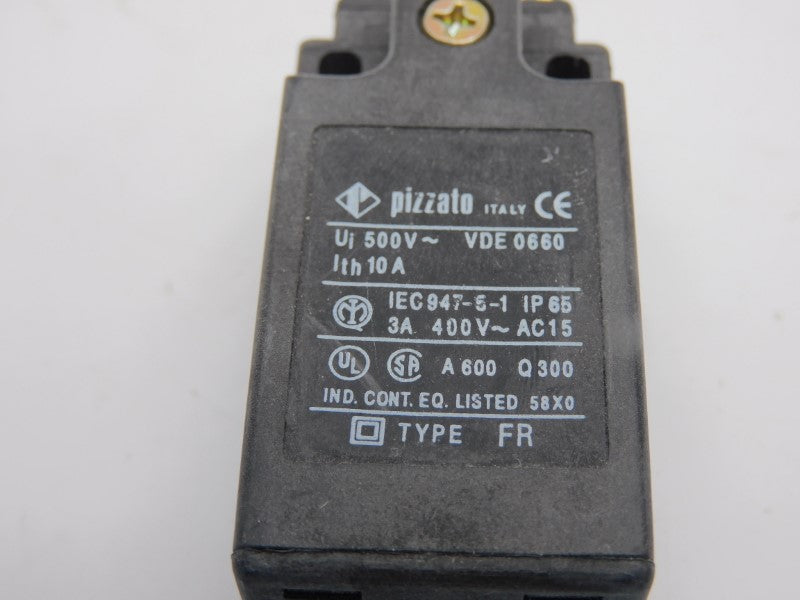 PIZZATO FR1001 500V 10A NSMP