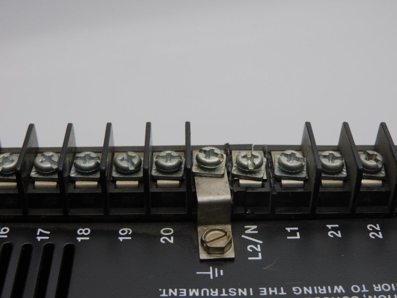 HONEYWELL DC5011-A2-5000-30-00-312 120VAC (AS PICTURED) UNMP
