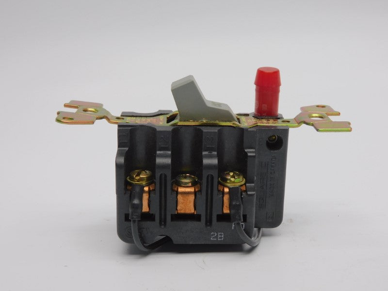 SQUARE D 2510K02B SER. A 600VAC 30A NSMP