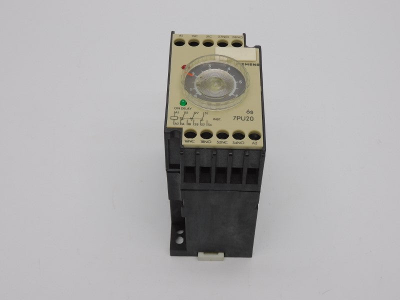 SIEMENS 7PU2040-1QJ20 110-120VAC 2A 0.6-6S NSMP