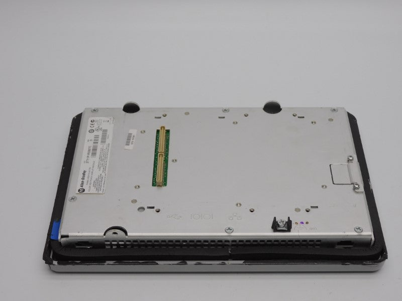 ALLEN BRADLEY 2711P-RDB7C SER. D UNMP