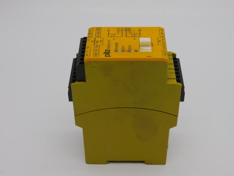 PILZ P2HZX1P-24VDC-3N/O-1N/C-2SO 777340 24VDC 5.0A (AS PICTURED) UNMP
