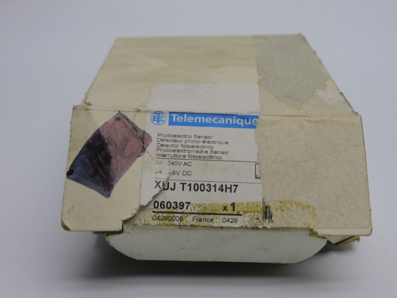 TELEMECANIQUE XUJT100314H7 24-240VAC NSMP