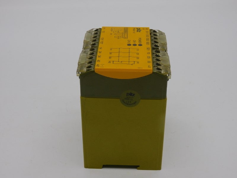PILZ PNOZ1-2-3S/1O 474696 24VDC 4A UNMP