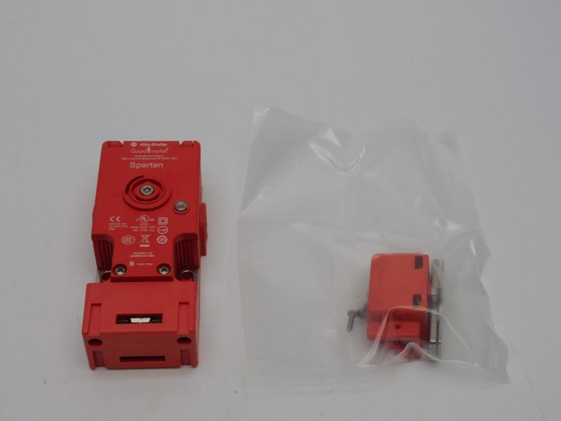 ALLEN BRADLEY 440G-S36001 SER. B 24V 10A  (WH) NSMP