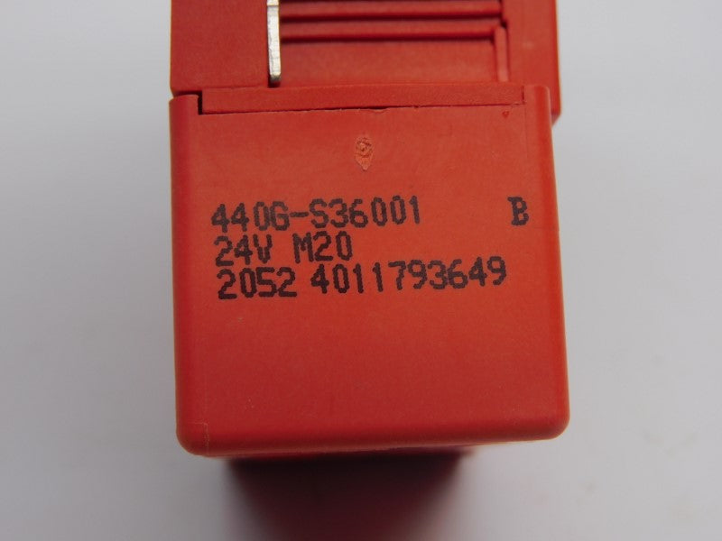 ALLEN BRADLEY 440G-S36001 SER. B 24V 10A  (WH) NSMP
