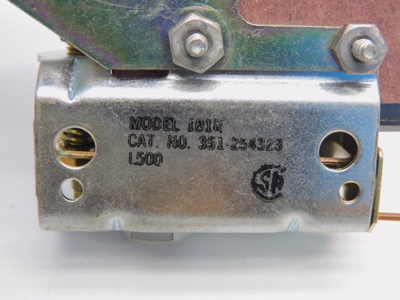 THERMOSTAT 351-254323 101R NSNP