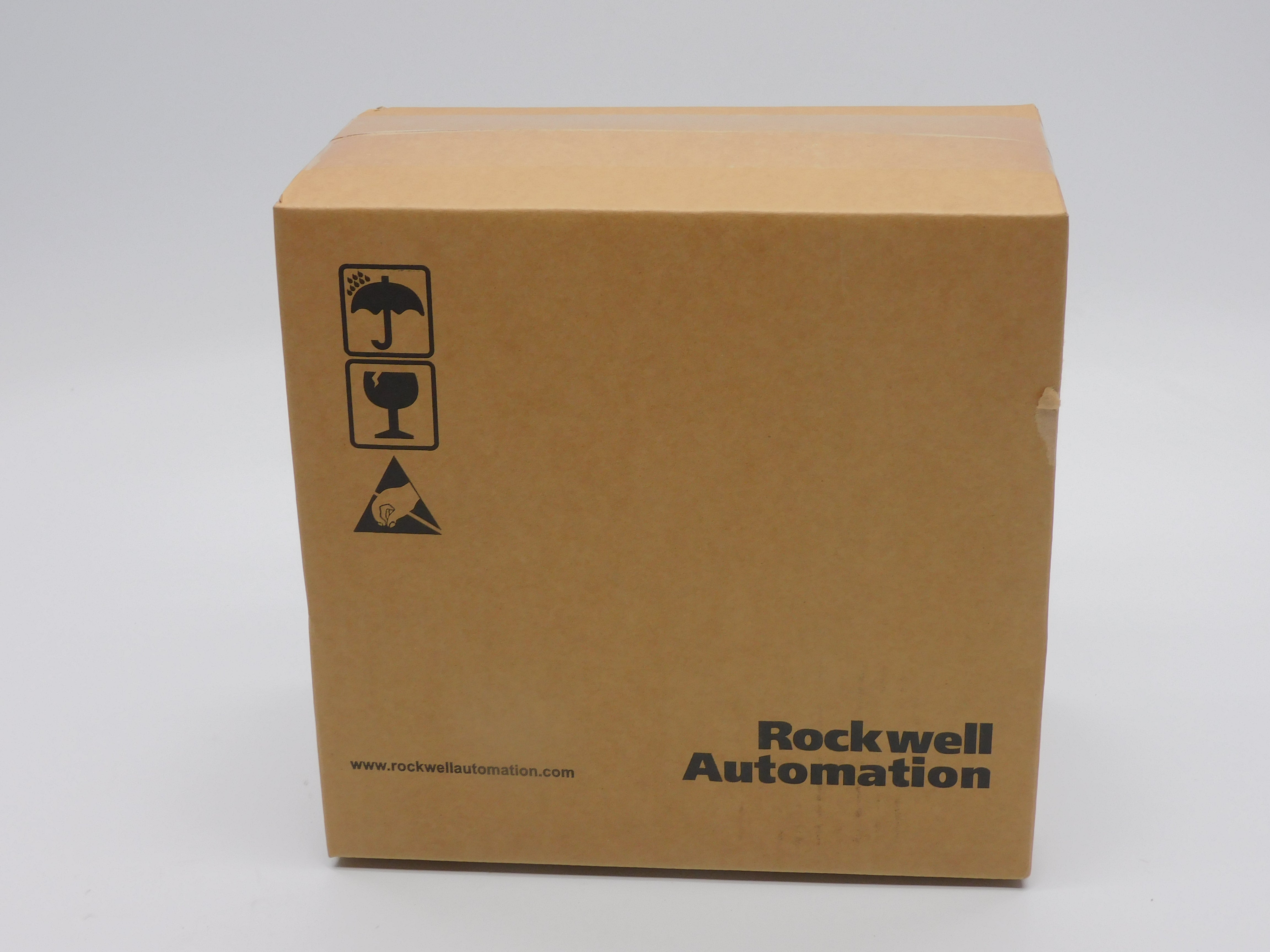 ALLEN BRADLEY 25A-D6P0N114 SER. B F/W 3.001 323-528V 6.0A DATE: 2022 NSFS