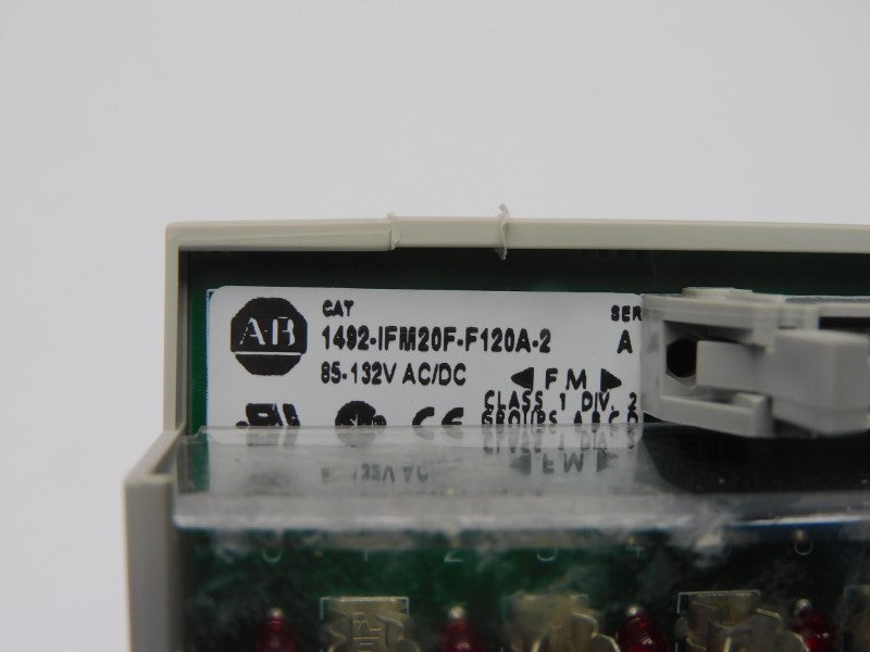 ALLEN BRADLEY 1492-IFM20F-F120A-2 SER. A 85-132VAC/DC (BR/WH) NSMP