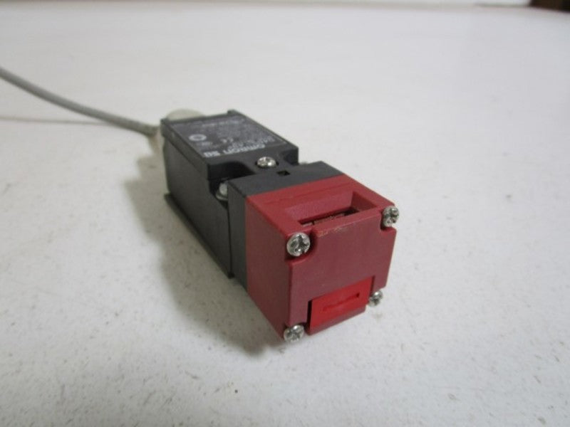 OMRON D4NS-4BF UNMP