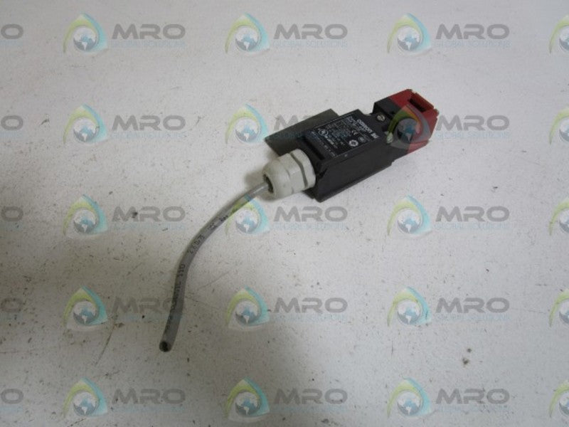 OMRON D4NS-4BF UNMP