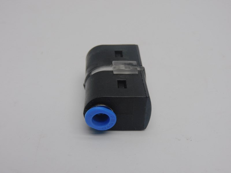 FESTO SDE5-V1-O-Q6E-P-M8 527461 15-30VDC NSMP