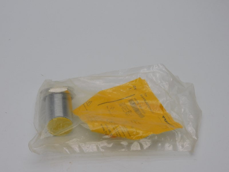 TURCK BI10-M30-AP6X-H1141 T4617500 10-30VDC NSMP