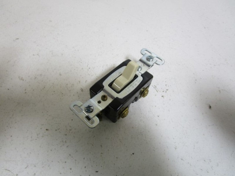 LOT OF 2 PASS & SEYMOUR DOUPLE POLE SWITCH 15AC2-I NSMP