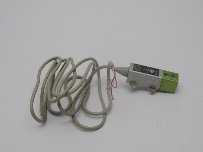 OMRON E3S-DS20E21 12-24VDC UNMP