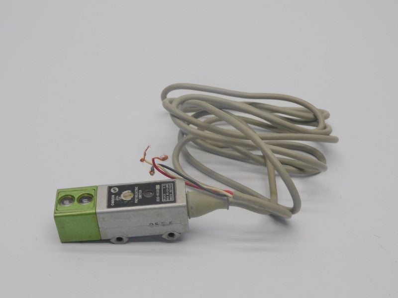 OMRON E3S-DS20E21 12-24VDC UNMP