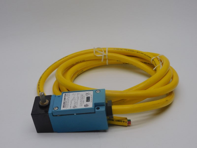 MICRO SWITCH LSYAC5KP-FP 120VAC 10A NSNP