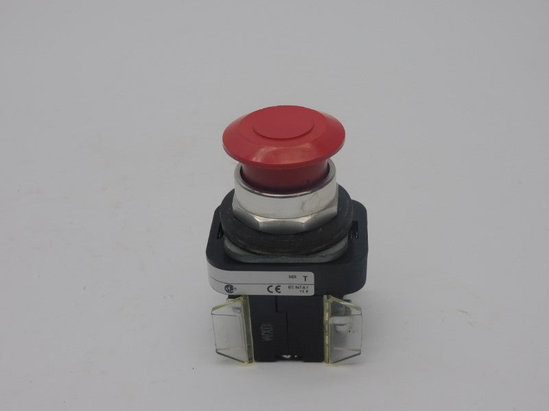 ALLEN BRADLEY 800T-FX6A1 SER. T (AS IS) UNMP